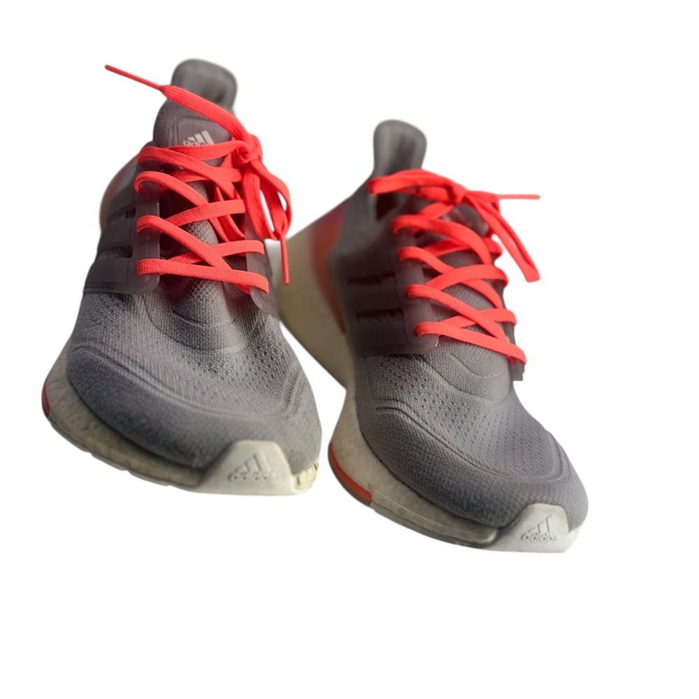 Adidas Ultraboost 2022 Women's Running Shoes Grey Coral Size‎ 8.5